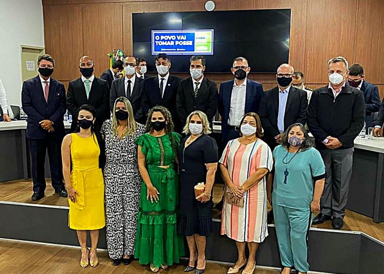 Empossada Cordélia confirma parte do Secretariado