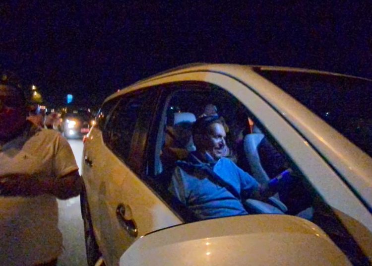 Após vencer luta contra Covid, Paulo Dapé volta pra casa