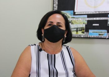 PORTO SEGURO: JÂNIO NATAL CUMPRE PROMESSA DE CAMPANHA E PAGA GRATIFICAÇÃO A PROFESSORES