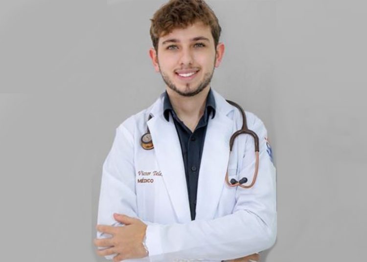 Aos 20 anos, jovem médico está na linha de frente da Covid-19