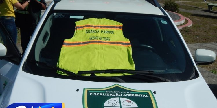 Secretaria de Meio Ambiente de Porto Seguro apresenta nova frota e distribui mudas e árvores frutíferas