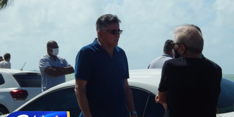 Secretaria de Meio Ambiente de Porto Seguro apresenta nova frota e distribui mudas e árvores frutíferas