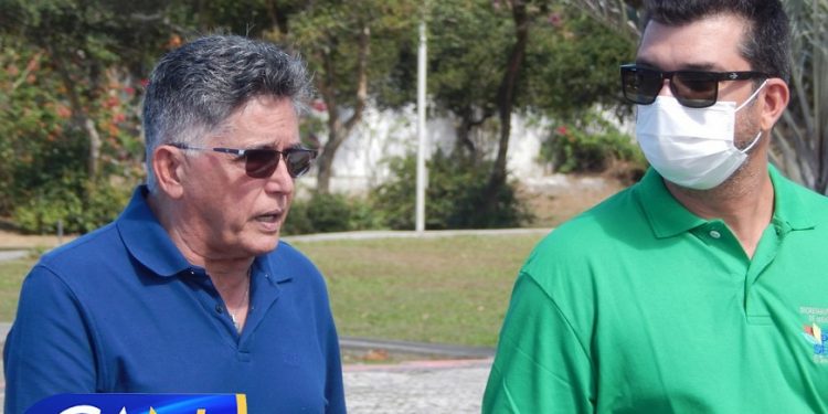 Secretaria de Meio Ambiente de Porto Seguro apresenta nova frota e distribui mudas e árvores frutíferas