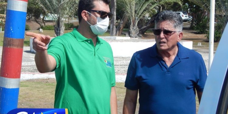 Secretaria de Meio Ambiente de Porto Seguro apresenta nova frota e distribui mudas e árvores frutíferas