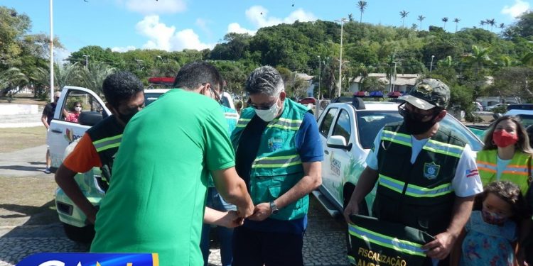 Secretaria de Meio Ambiente de Porto Seguro apresenta nova frota e distribui mudas e árvores frutíferas