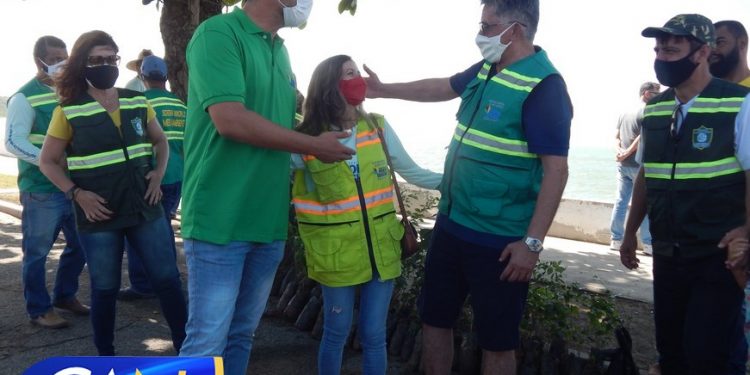 Secretaria de Meio Ambiente de Porto Seguro apresenta nova frota e distribui mudas e árvores frutíferas