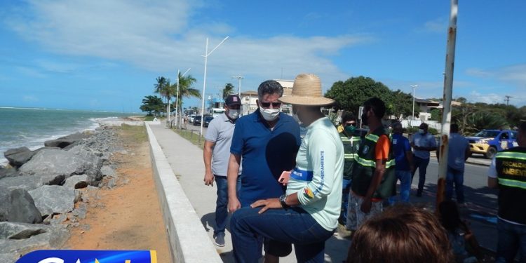 Secretaria de Meio Ambiente de Porto Seguro apresenta nova frota e distribui mudas e árvores frutíferas