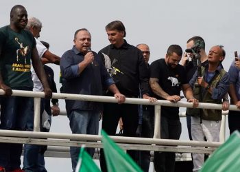 Sigilo de 100 anos: entenda os critérios para tornar um documento secreto