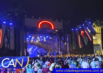 PORTO SEGURO | 1º Samba Porto da Arena Axé Moi com Dilsinho e Sorriso Maroto